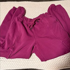 Athleta petite womans Magenta Joggers